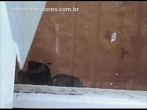 ❤️ 호색한 남자가 다른 남자와 그의 여자 친구를 보고, 부부를 방해하지 않고 섹스 비디오를 녹음한다. ❌ 포르노 fb 우리